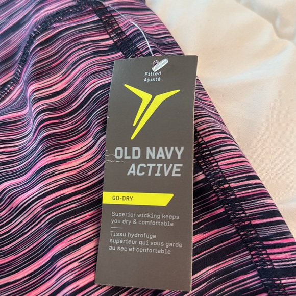 Old navy active pants - Picture 2 of 4